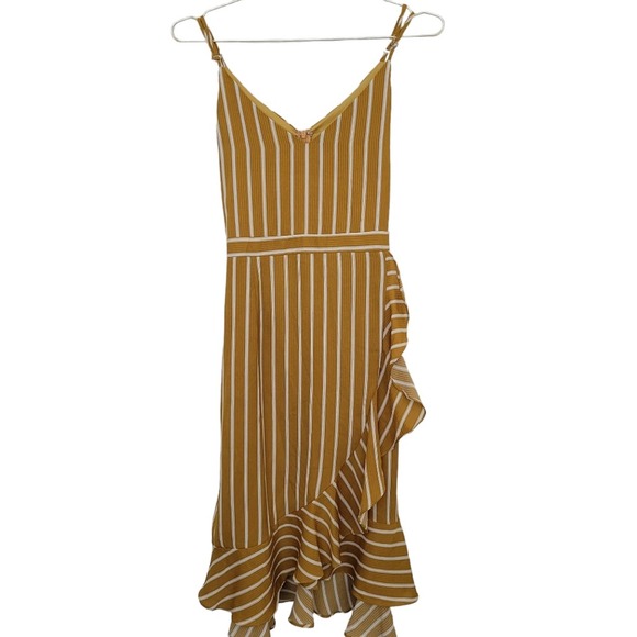 Blu Pepper Dresses & Skirts - Blu Pepper Yellow and White Striped Strappy Flowy Midi Dress Sz L